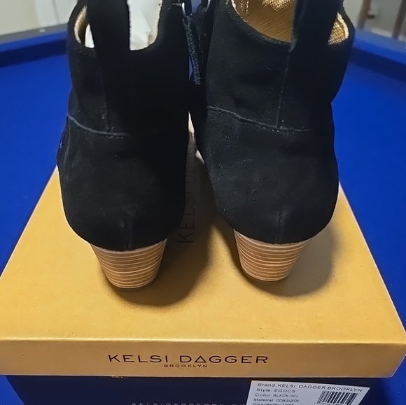 kelsi dagger brooklyn boots Ankle Cow Suede Women Size 12m NIB - Picture 4 of 12